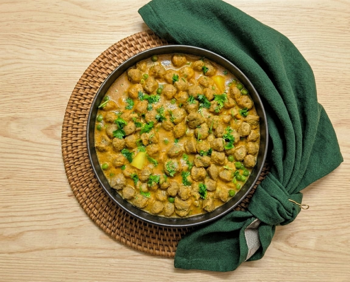 Soya curry dish